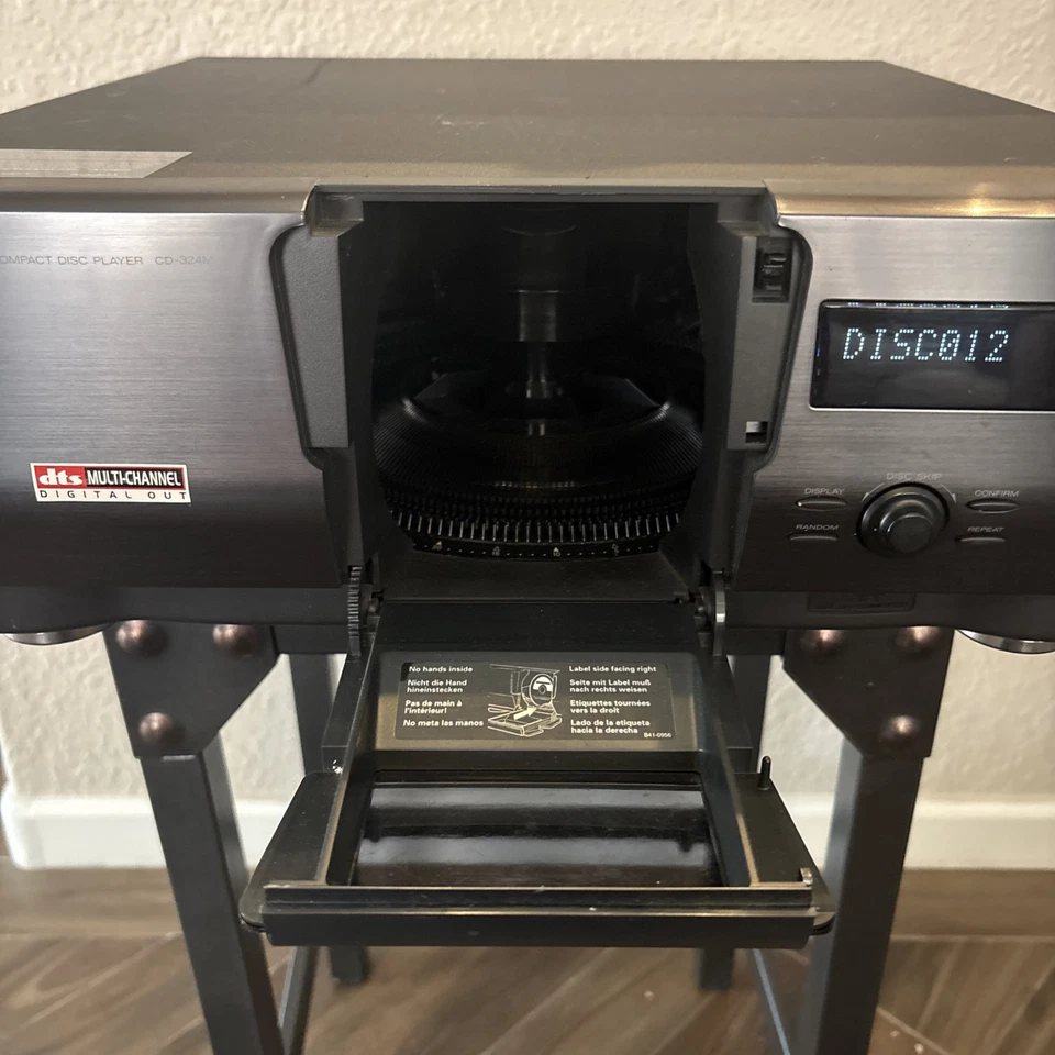 Reproductor de discos compactos Kenwood CD-324M Multi 200 CD, sin control remoto probado funciona Foto 4 de 4