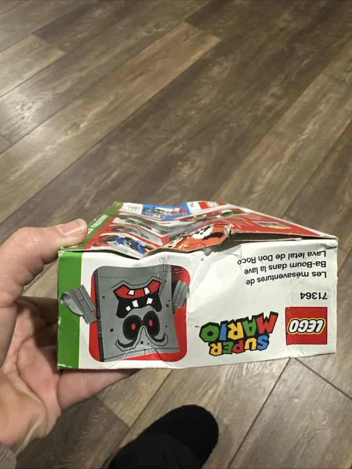 LEGO Super Mario Whomp's Lava Trouble 71364 Brand New Sealed - Image 2 of 4