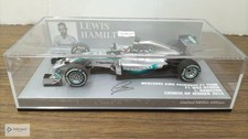 MINICHAMPS Mercedes AMG F1 W05 Hybrid 1/43 Lewis Hamilton - Collectible
