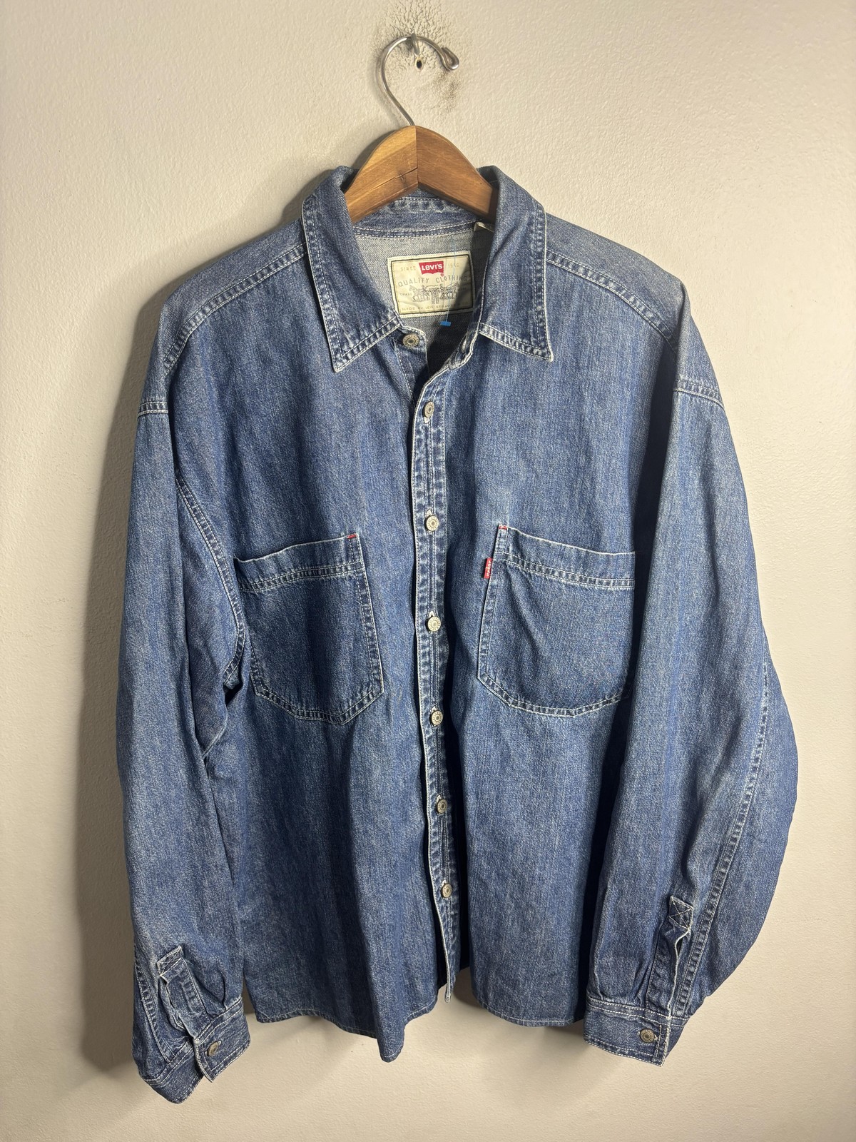 Vintage Levi's Denim Shirt Mens Large Blue Long Sleeve Button Front 90s
