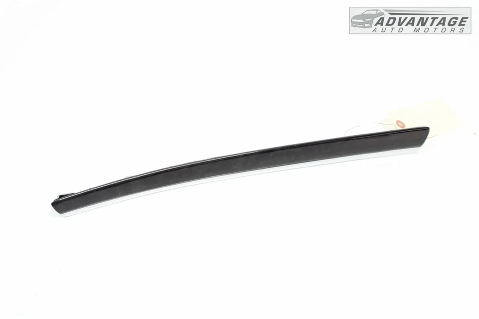 Chrysler 300 2017-2023 cubierta de panel de puerta trasera izquierda moldura madera grano OEM Foto 2 de 4