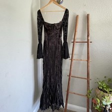 House of CB  Delilah Long Sleeve Lace Overlay Mermaid Dress Bell sleeve Maxi Med