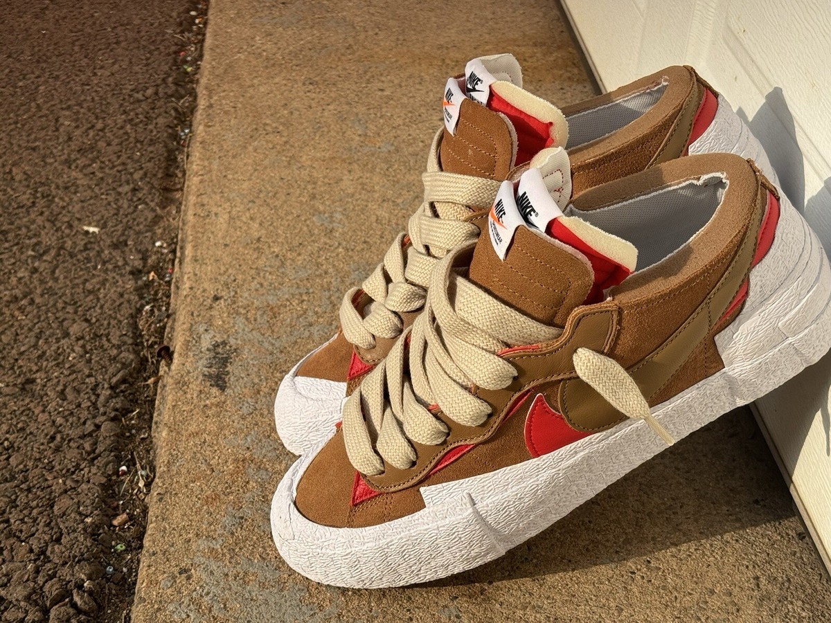 靴 sacai BLAZER LOW BRITISH TAN New Nike x Sacai Blazer Low British Tan University Red Shoes