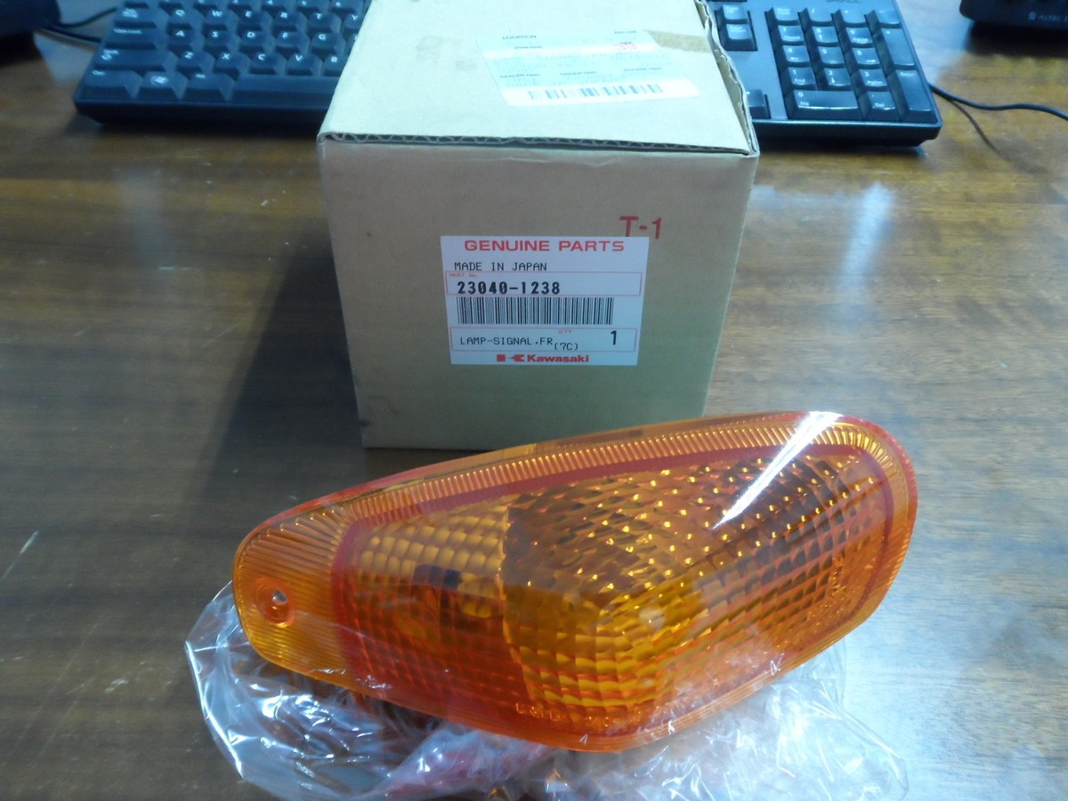 NOS OEM Kawasaki R Front Signal Lamp 1993-05 ZX600-E 2002-05