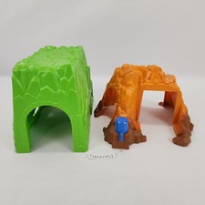 Thomas the Train Trackmaster Green Brown Rock Mountain Tunnels Lot 2006 2007