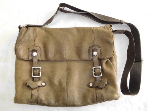 Ellington Black Leather Shoulder 