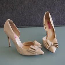 Betsey Johnson Prince Gold Glitter Bow Heels dOrsay Pumps Womens Shoes Size 8M