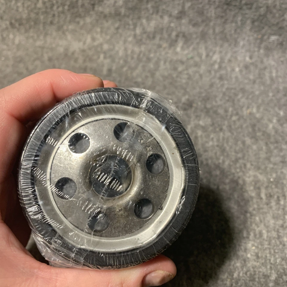 Filtros Parts Master/Champion Laboratories 61348 - Filtro de aceite de motor Foto 3 de 3