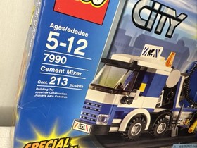 LEGO CITY: Cement Mixer (7990) Complete with minifigure, instructions