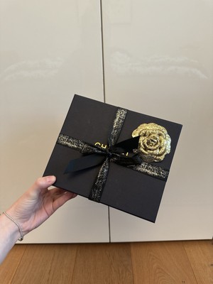 Chanel Box Karton Designer Geschenkbox Geschenkarton Logo