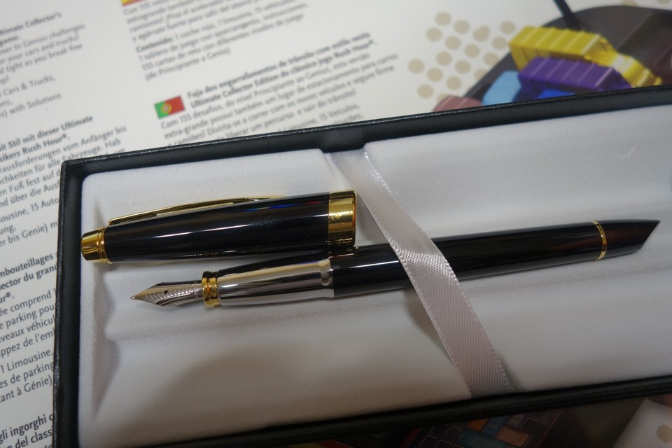 Stylo Plume Waterman 200 Avec Plume En Or 18K 750 - Modèle Noir Résine - Avec Boîte D'origine
