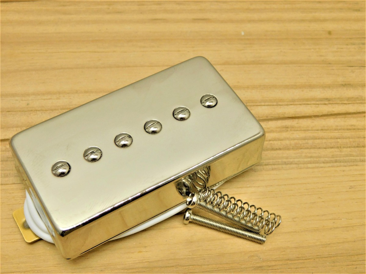 Rabbit is USA-2 Korina 青　P-90+Humbucker Rabbit is USA-2 Korina 青 P-90+Humbucker