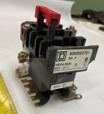 SQUARE D 9065SE07S1 OVERLOAD 1 POLE BLOCK - ACCEPTS SIZE B HEATER (not included)