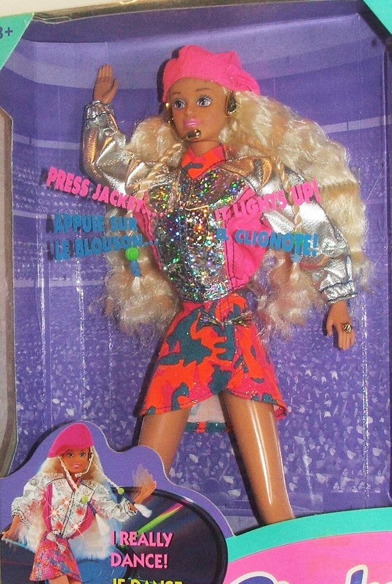 Popstar Sindy 1995 Hasbro Fashion Doll Exclusive Euro Release