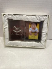 DAYSPRING Folding Picture Frame JESUS LOVES ME (2.5" x 3.5") NEW