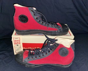 chuck taylor all star classic red