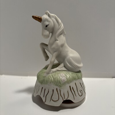 Vintage Enesco Unicorn Music Box '' The Impossible Dream '' (E)