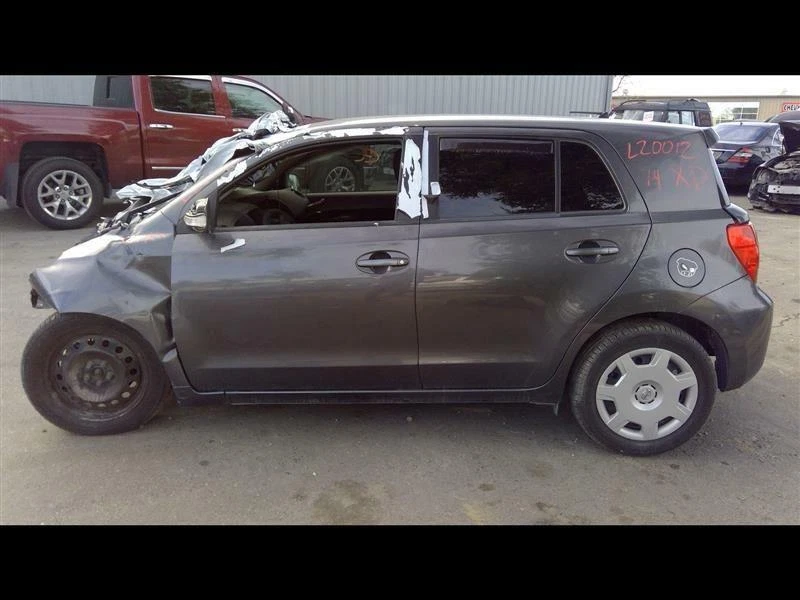 08 09 10 11 12 13 14 18 Scion SCION XD Cylinder Head - Image 2 of 4