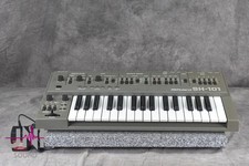 Roland SH-101 Gray Vintage Monophonic Synthesizer in Very Good condition