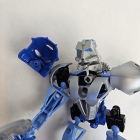 LEGO Bionicle Lot of 3 Toa Nuva Gali 8570 Lewa 8567 Kopaka 8571 Figures 2002