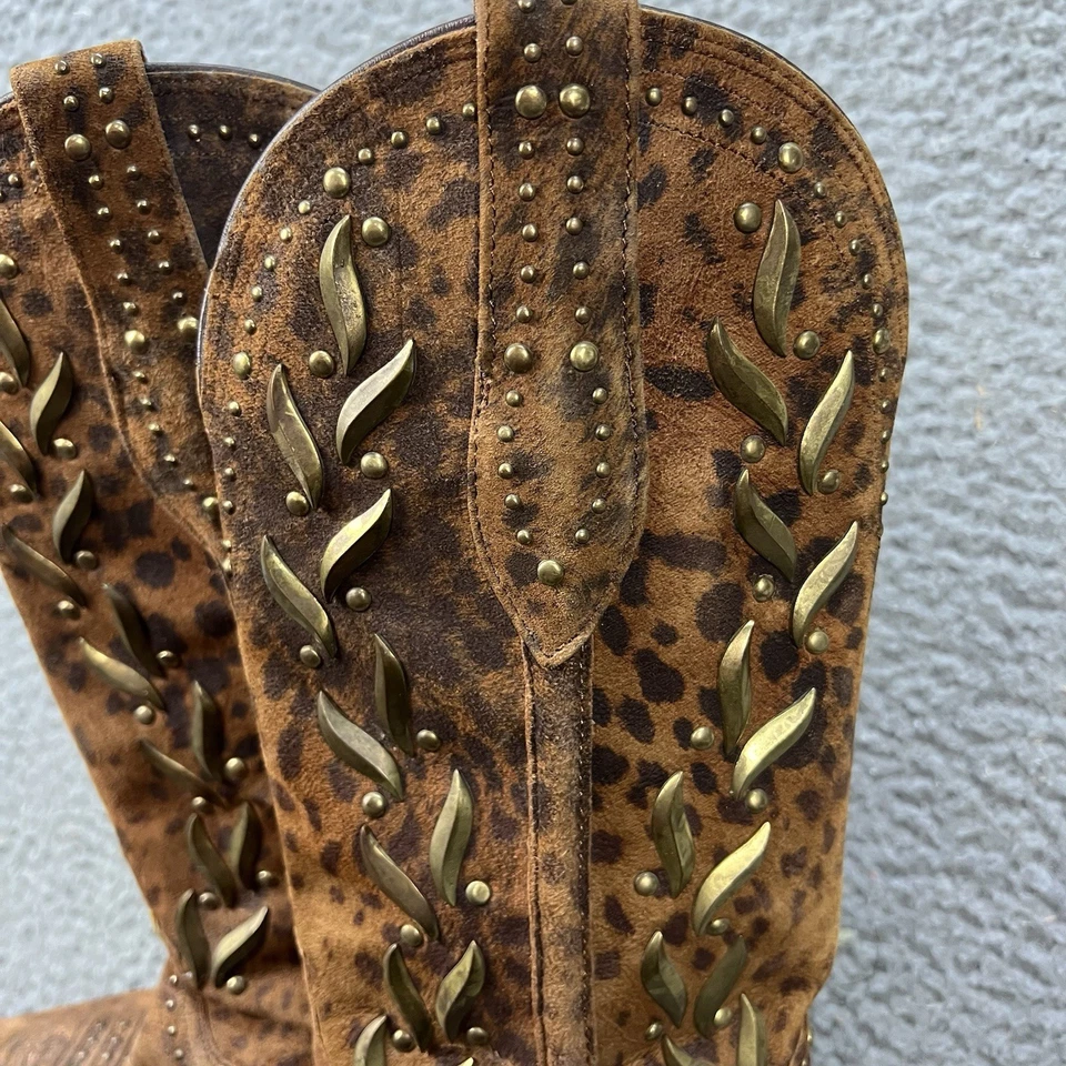Botas de Vaquero Lucchese 1883 para Mujer 6.5B Tachonadas Estampado de Guepardo Camel M4622.S54 Foto 2 de 4