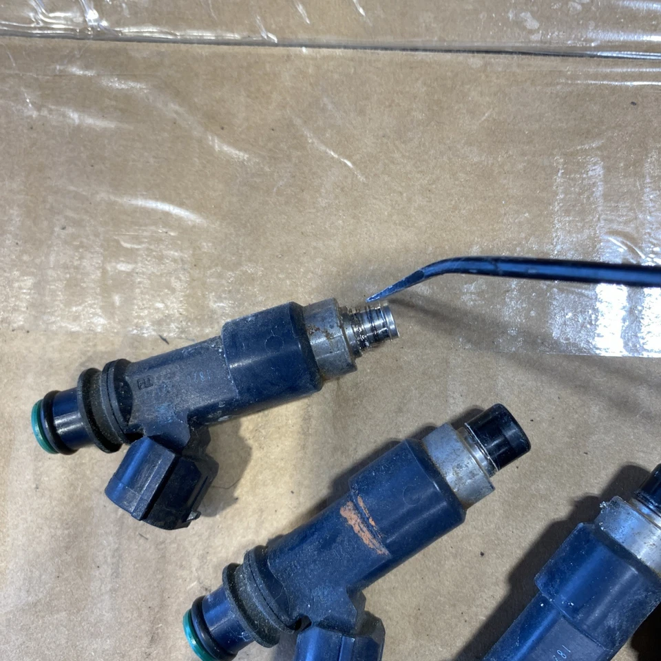 2013 2024 Subaru Legacy Left Right Side Fuel Injector  4 Piece 0019 - Image 2 of 4