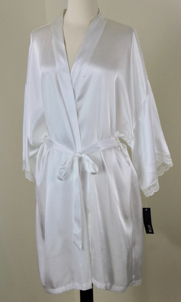 NUEVO Kimono Novia XXL Azul Estrás Blanco Satén Bata Boda Ducha Luna de Miel Foto 2 de 4