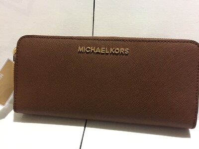 【新品未使用】JET STOCK buckle wallet brown Michael Kors Jet Set Item Travel Zip Around Leather Wallet | eBay