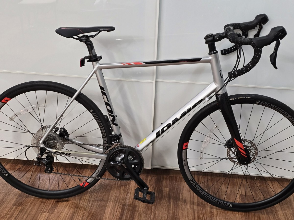 Jamis Icon Pro 61cm Shimano 105 Road Bike | eBay Jamis Icon Pro 61cm Shimano 105 Road Bike | eBay