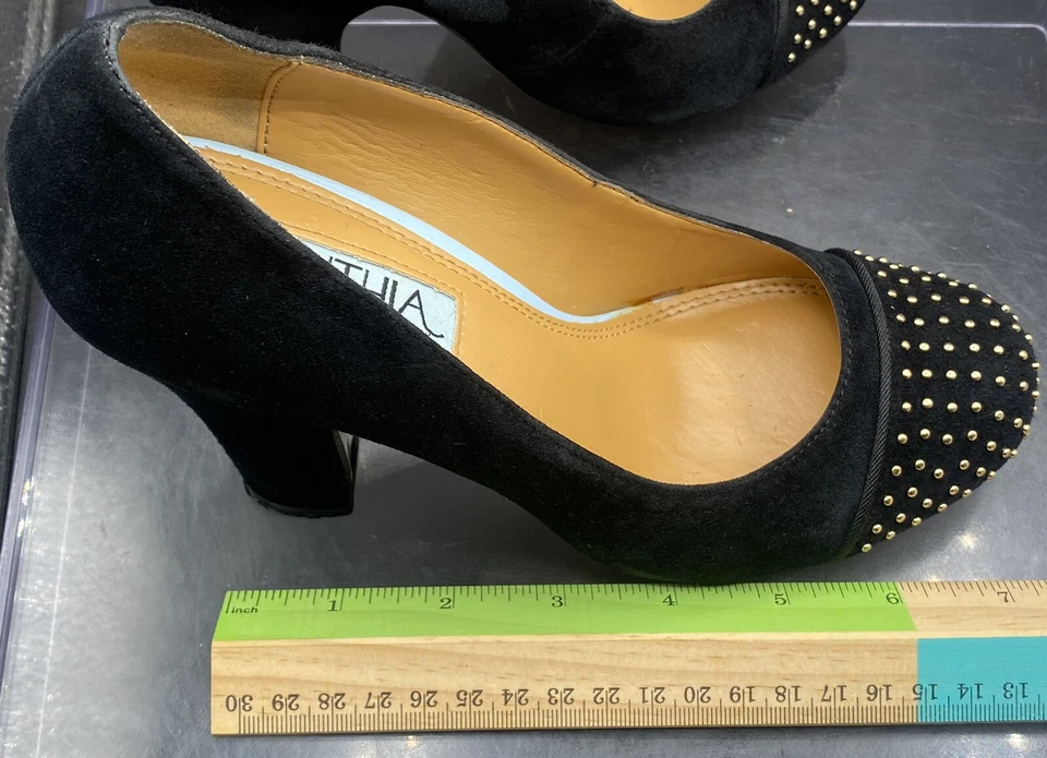 Cynthia Rowley 345 Suede High Heels – Women’s – Size 6 – Black – Good Pre-Owned! - Image 3 of 4