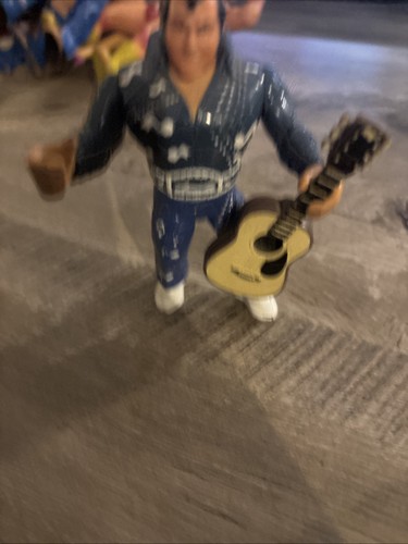 WWF Hasbro Honky Tonk Man & Guitar 1991 Series 2 V...