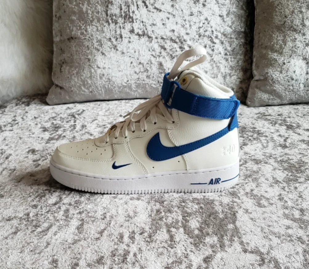 ギ*も様 NIKE AIR FORCE 1 0'7 SE 40周年　W Nike Air Force 1 SE High 40th Anniversary - Sail Blue Jay W