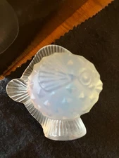 LALIQUE FRANCE OPALESCENT PUFFERFISH - NEW IN BOX