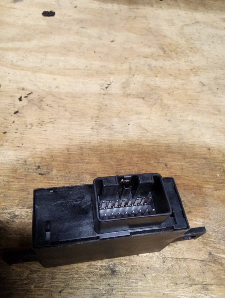 XW7T-19A366-AA 00-02 Ford Crown vic /Mercury Grand Marquis Anti Theft Module OEM - Image 3 of 3