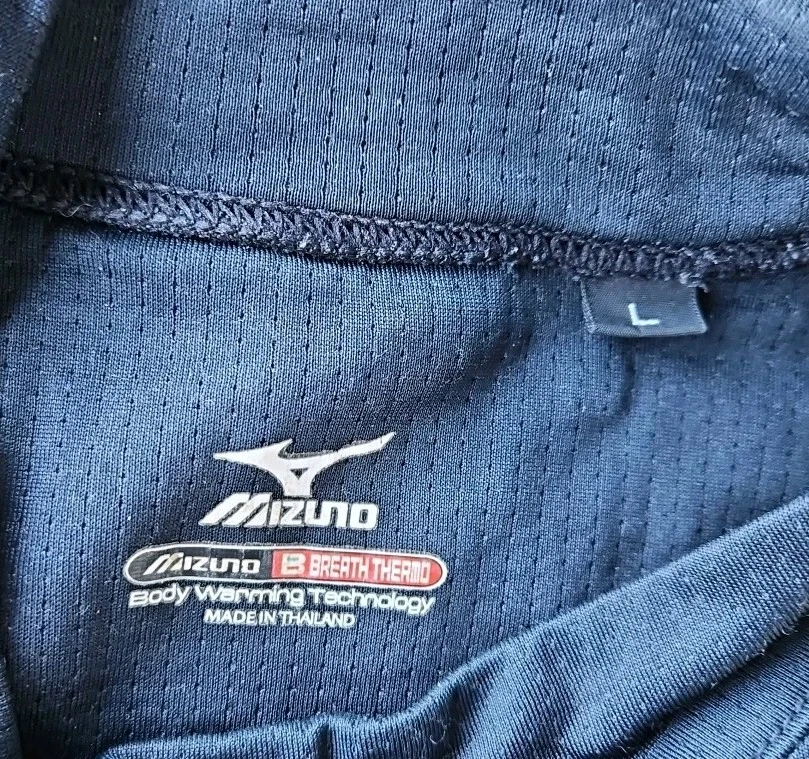 Mizuno Breath Thermo Mock Neck Black Long Sleeve Base Layer Shirt Men’s L - Image 4 of 4