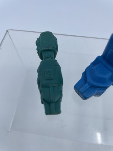 Vtg 1984 LJN Voltron Lion Force Rubber Figure Toys  Green Arm Part & Leg - Picture 2 of 8