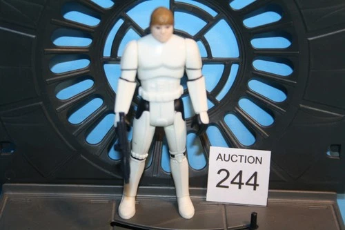 #244 VINTAGE STAR WARS LOOSE FIGURES LUKE STORMTROOPER 84 POTF BLASTER KENNER