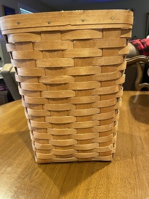 Longaberger Large Storage Basket 1991 Excellent Condition 12  Tall x 10  Wide