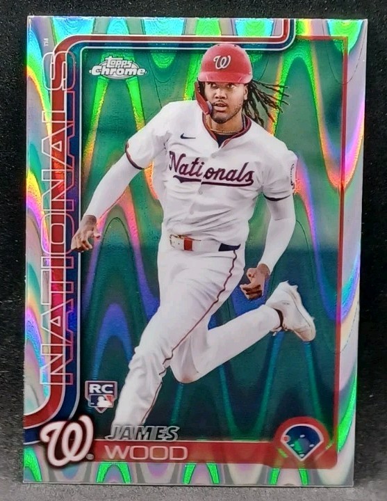 2025 Topps Chrome #132 James Wood RayWave Refractor RC
