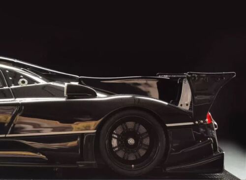 *SUPER RARE* Dino Model DM 1/18 Pagani Zonda Revolucion Carbon Fiber Black - Picture 7 of 9