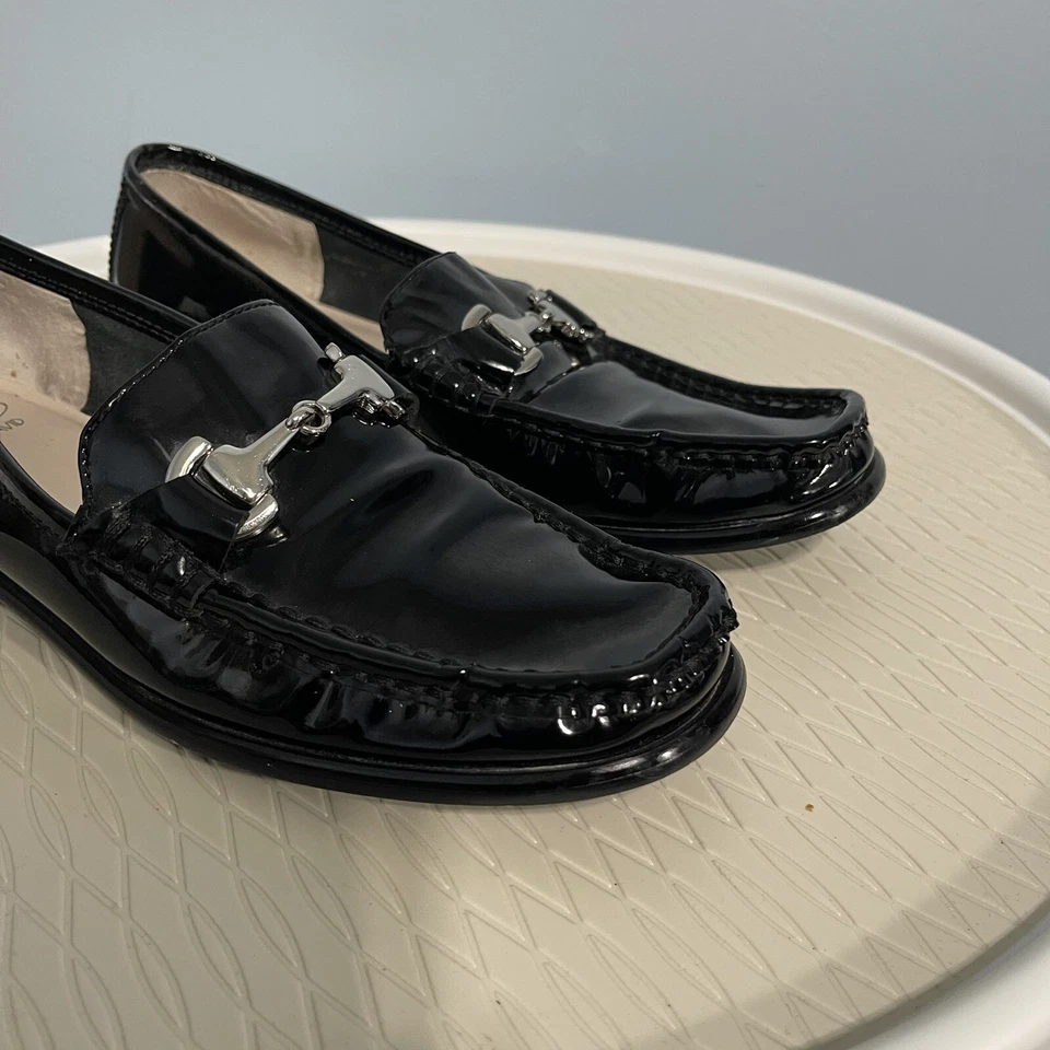 Circa Joan and David. Women’s Size Leather  Loafers Slip On Shoes Low Heels - Image 2 of 4