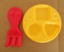 Leap Frog Shapes Sharing Picnic Basket Replacement Yellow Plate  Red Fork P9