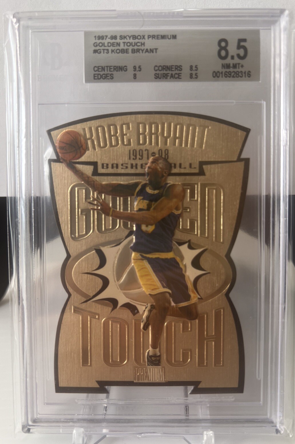 1997-98 Skybox Premium KOBE BRYANT GOLDEN TOUCH #3GT-BGS 8.5 NM/MT-Lakers RARE