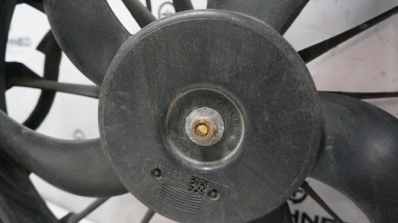 Jeep Patriot 2012 radiador ventilador montaje motor 24041245 OEM Foto 4 de 4