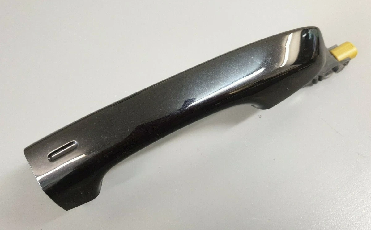 VW Passat B8 3G Right Side Exterior Door Handle Deep Black LC9X 