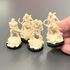 LOT 4 SFG heroes monster WARS GAME Miniature For Dungeons  Dragon D D DD Figure