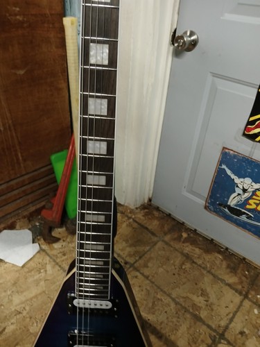 Firefly V guitar--new LUTHIER SET UP w/extras Beautiful blue-sold out nationwide - Picture 3 of 8