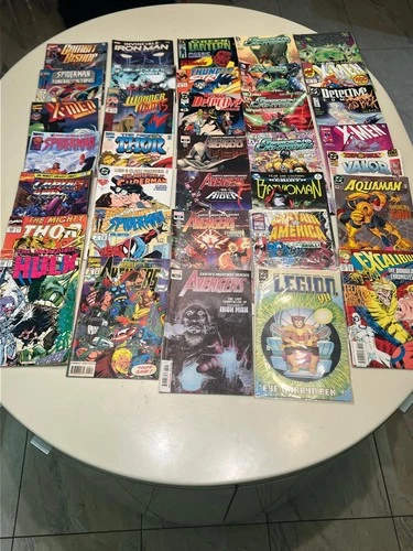 Lot of 35 Vintage Mixed Comic Books Modern Avengers Spider-Man Hulk X-Men & More