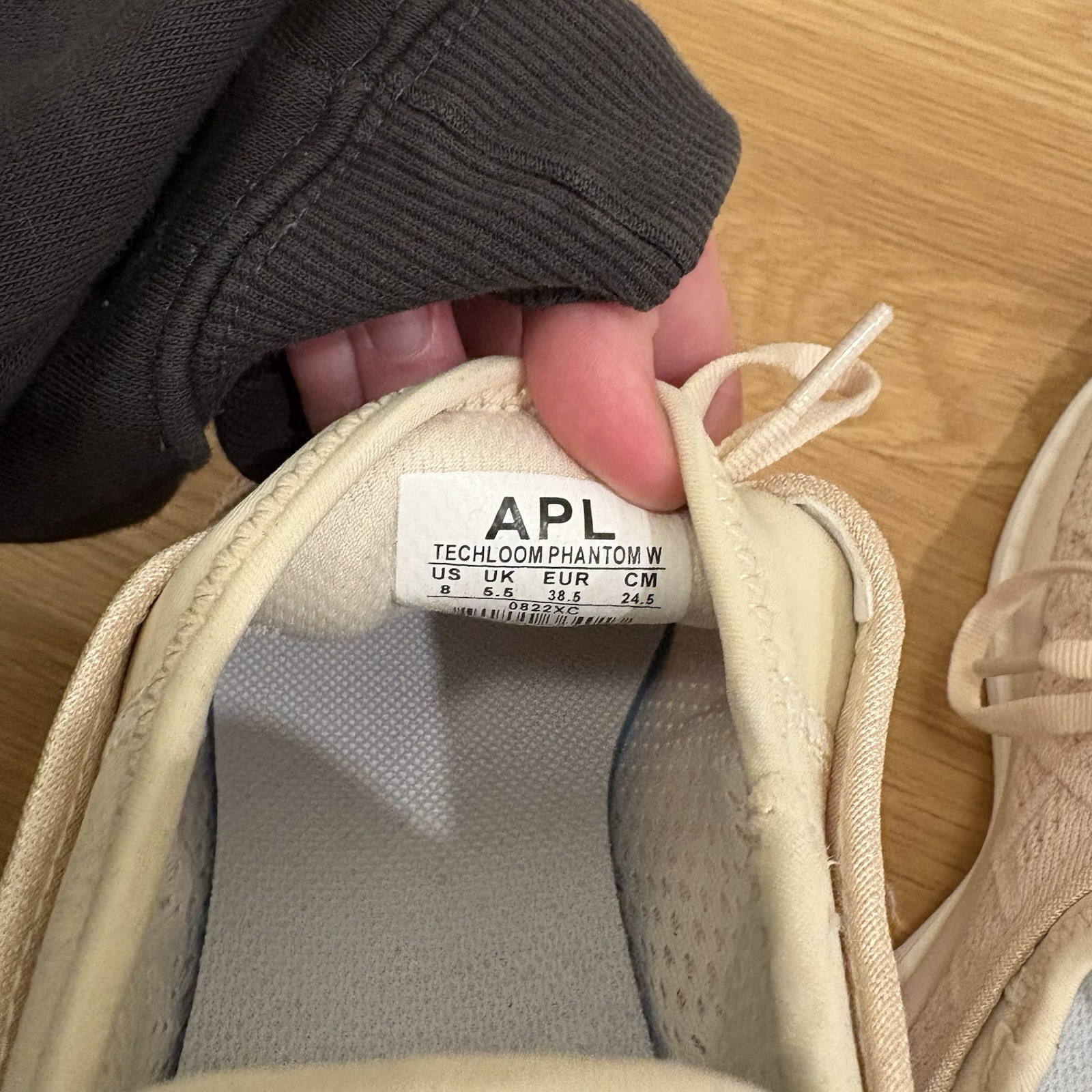 APL Techloom Phantom Sneakers Beach/Ivory Size 8