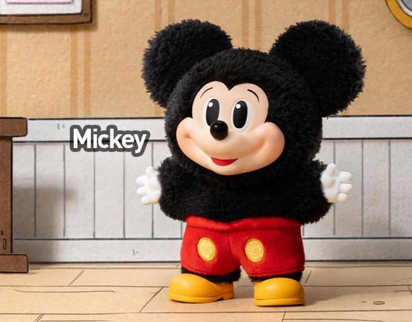 POPMART Mickey Family Cute Together Key Chain Disney Series